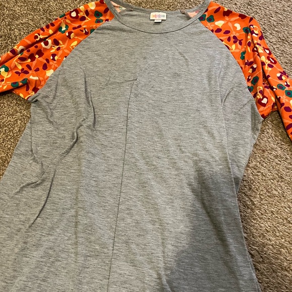 Long sleeve shirt - Picture 1 of 3
